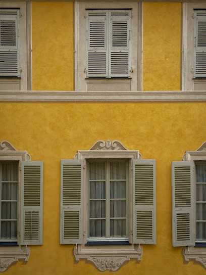 Tecnobat, Maçon à Menton