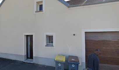 Bati Cal, Maçon à Champagne-sur-Seine