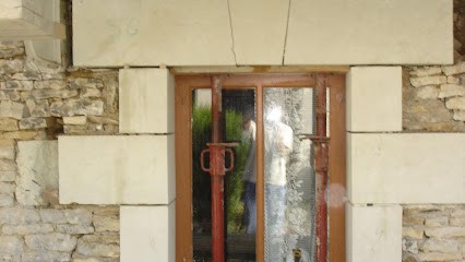 SARL Debrou, Maçon à Saint-Jean-de-Sauves