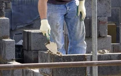 M.G.R., Maçon à La Baronnie