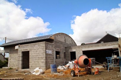 Les Constructions du Kreiz Breizh, Maçon à Glomel