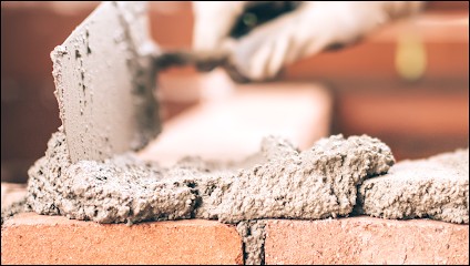 BATIRENOV SC 25, Maçon à Pontarlier