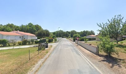 Vinet Yannick, Maçon à Sainte-Gemme
