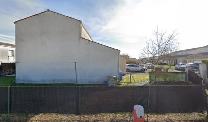 Arnoux Dominique, Maçon à Saintes