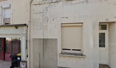 Poupas Renov, Maçon à Mansigné