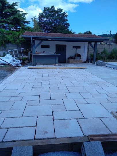 Paris Philippe, Maçon à Laiz