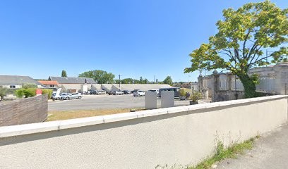 AMC Noquet, Maçon à La Couronne