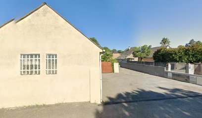 Rénovation du bâtiment, Maçon à Momères