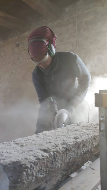 Caroline Dhaussy - Eco-Construction/Bâti Ancien En Corrèze, Maçon à Albignac