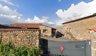 Maçonnerie Lhopital R et C, Maçon à Yzeron