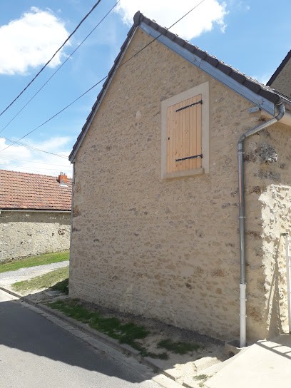 Maçonnerie Chabrol Tailleur Pierre Construction Rénovation Chape Liquide Maçonnerie Gros oeuvre Parquet, Maçon à Saponay