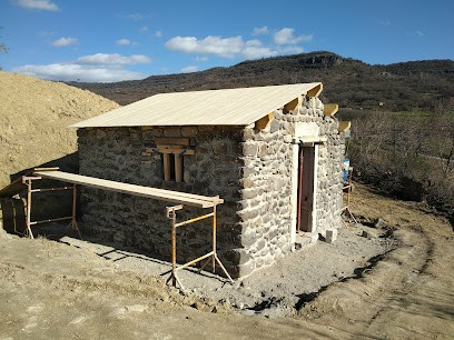 Mazaudier constructions, Maçon à Ucel