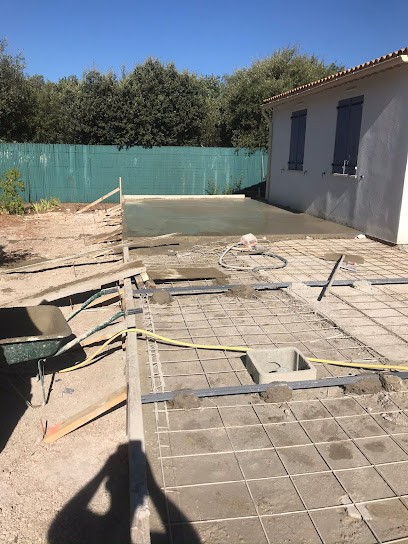 Mb concept, Maçon à Tulette