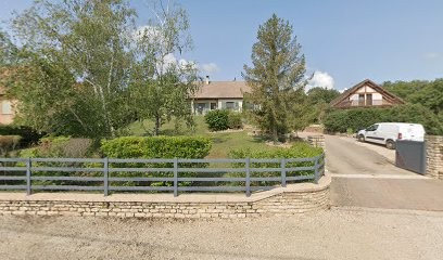 Bourgeois Sarl, Maçon à Vers