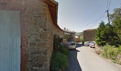 Tralli Guy, Maçon à Maclas