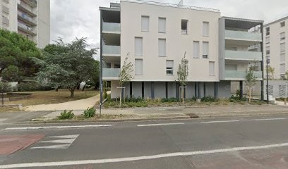 Sahnine Younes, Maçon à Talence