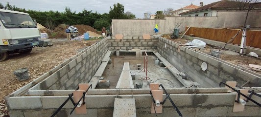 Jeff Construction, Maçon à La Couronne