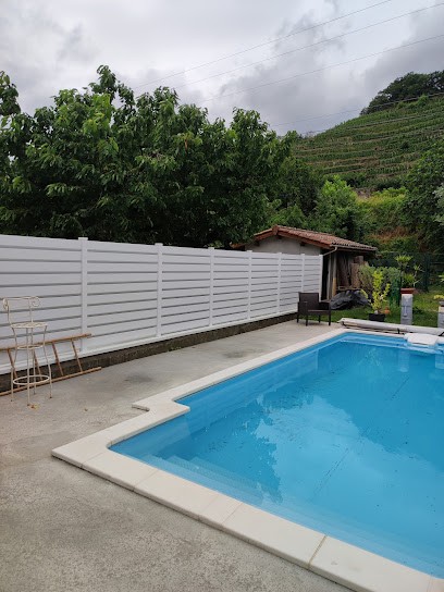 MC Maçonnerie, Maçon à Saint-Pierre-de-Boeuf