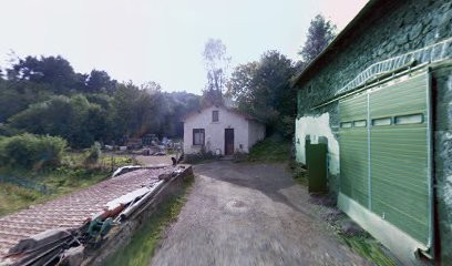Société De Construction Des Puys, Maçon à Saint-Genès-Champanelle