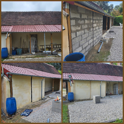 Aym A Renov Maçon à Saint-Pierre-es-Champs