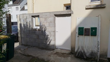 Yj maçonnerie, Maçon à Lorient