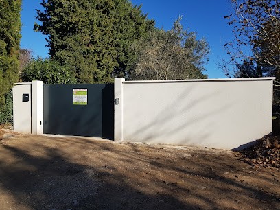 Gervasi Construction, Maçon à Vernègues