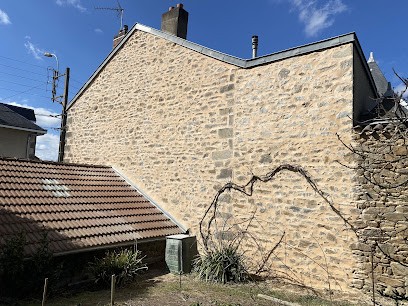 Gilles Portelette, Maçon à Isle