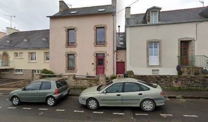 Moallic Erwan, Maçon à Douarnenez