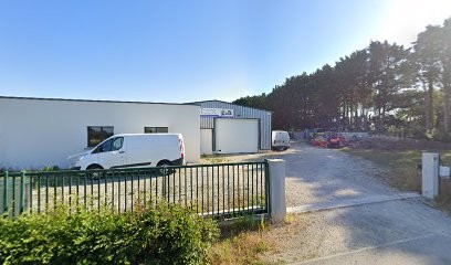 E.m.v, Maçon à Grand-Champ