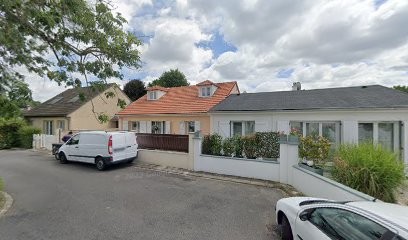 Coman Ioan, Maçon à Roissy-en-Brie