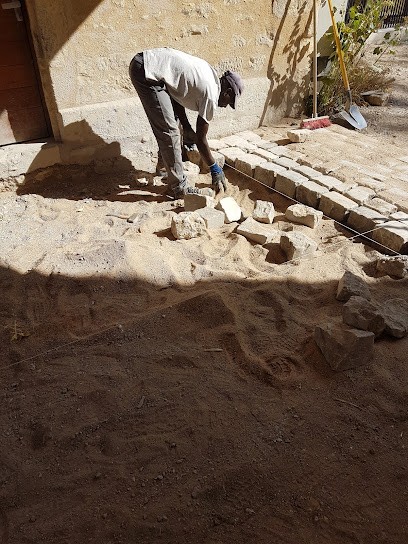 melim joao, Maçon à Garchizy