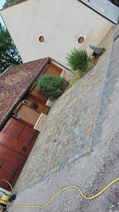 Jc Aménagements, Maçon à Broin