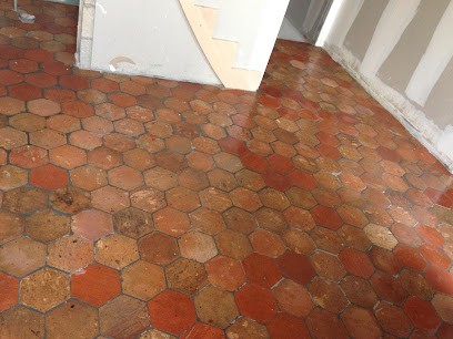 Bâtir en Bleu, Maçon à La Madeleine-sur-Loing