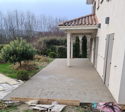 TLJ Maçonnerie, Maçon à Mionnay