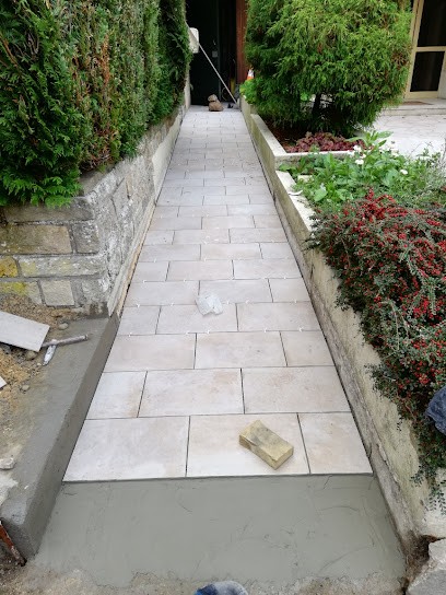 Boléro bâtiment, Maçon à Ecquevilly