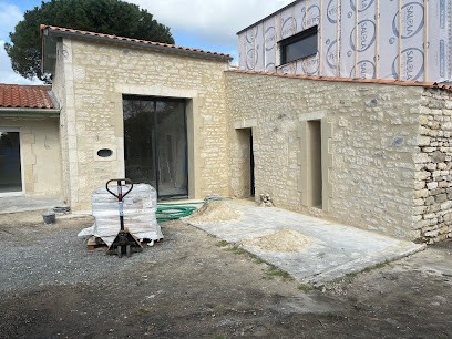 AC Construction, Maçon à Étaules