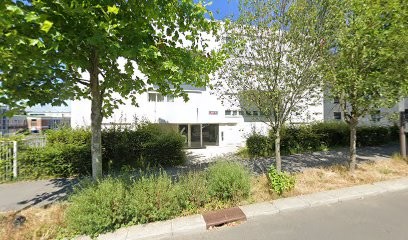 UYSAL, Maçon à Charleville-Mézières
