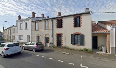 Élément Pierres, Maçon au Pallet