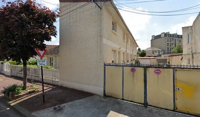 Ciobatyhoo.com, Maçon à Livry-Gargan