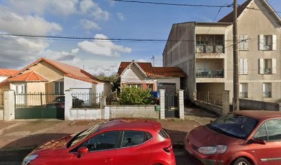 Casses Cindy, Maçon à Rochefort