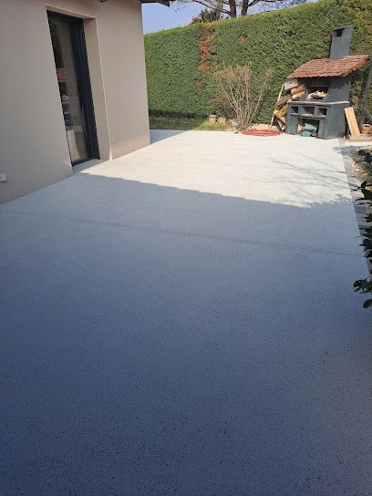 Innov Sols, Maçon à Thurins