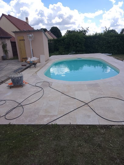 Rce Maçonnerie, Maçon à Nogent-le-Roi