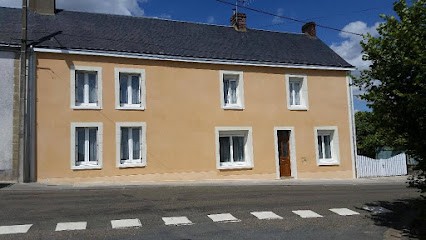 Peltier Beaussart, Maçon à Rouessé-Vassé