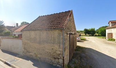 Cailletet, Maçon à Leuglay