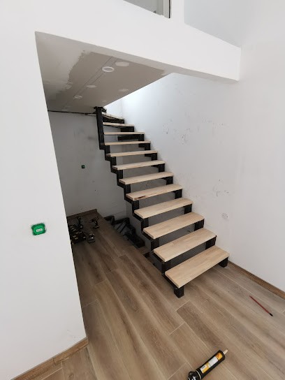 BAT-INC, Maçon à Lambesc