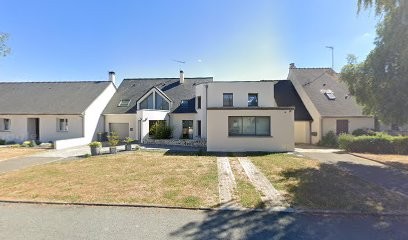 Raimbault Gilbert, Maçon à Laval