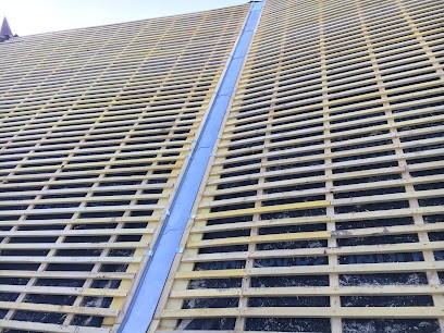 Maçonnerie Luzy. E.G.B Hauwel, Maçon à Luzy