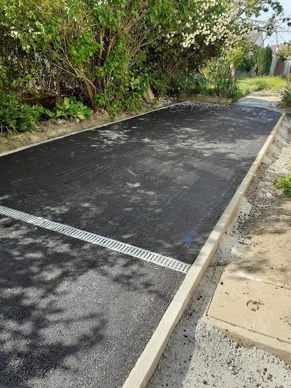 MACADAM Discount Terrassement, Maçon à Pont-Saint-Vincent