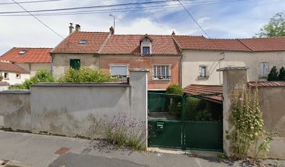 Teixeira de Oliveira Carlos, Maçon à Charly-sur-Marne