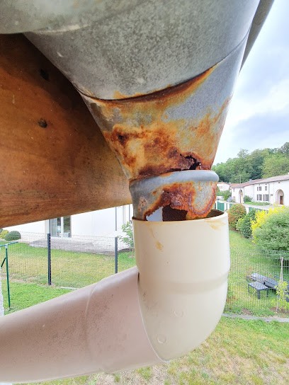 Eurl Etablissements Chevrier, Maçon à Vincey